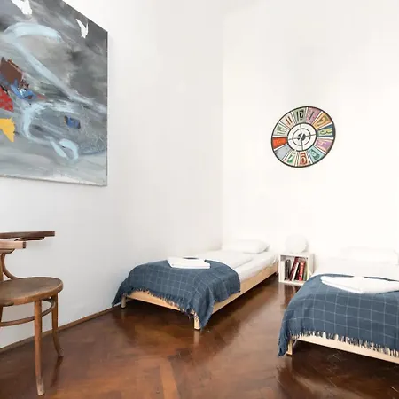 Kertesz 22 - 3 Bedrooms And Living With 2 Baths Appartement