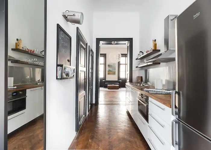 شقة Kertesz 22 - 3 Bedrooms And Living With 2 Baths بودابست