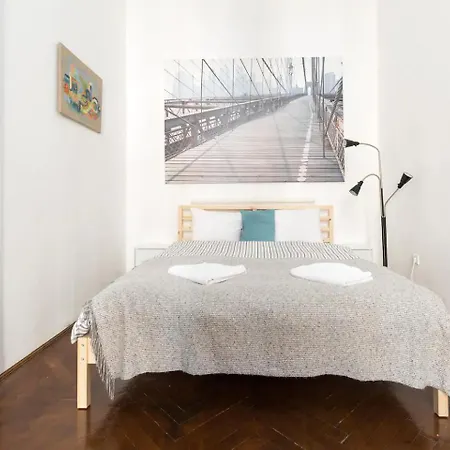 Kertesz 22 - 3 Bedrooms And Living With 2 Baths ブダペスト